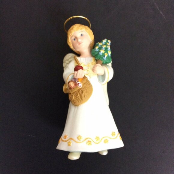 Hallmark Keepsake Ornament Christkindl Christmas Visitors Collectors Series 1996 - Picture 2 of 7